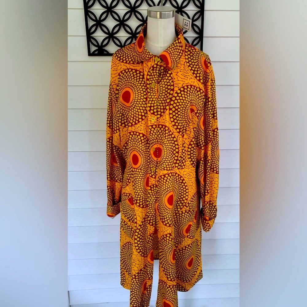 Women’s WoWo Long Sleeve orange and brown patterned button down NWT size 2 XL